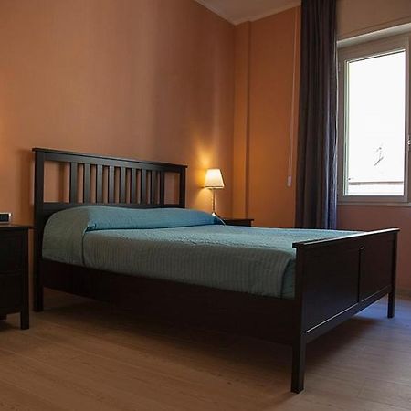 B&B Civico N.21 Каляри Екстериор снимка